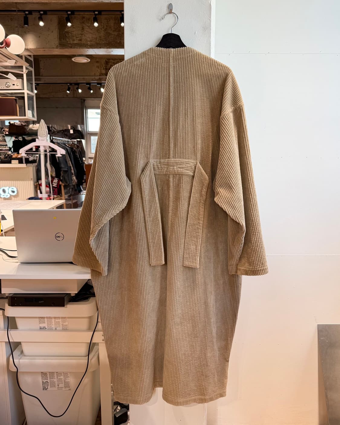 헤드 메이너 베이지 코듀로이 오버라이즈 코트 상품이미지7