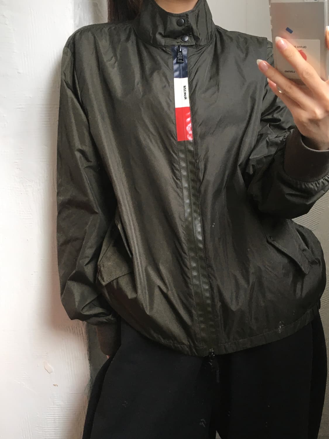 Moncler 몽클레르 카키 나일론 자켓 상품이미지2