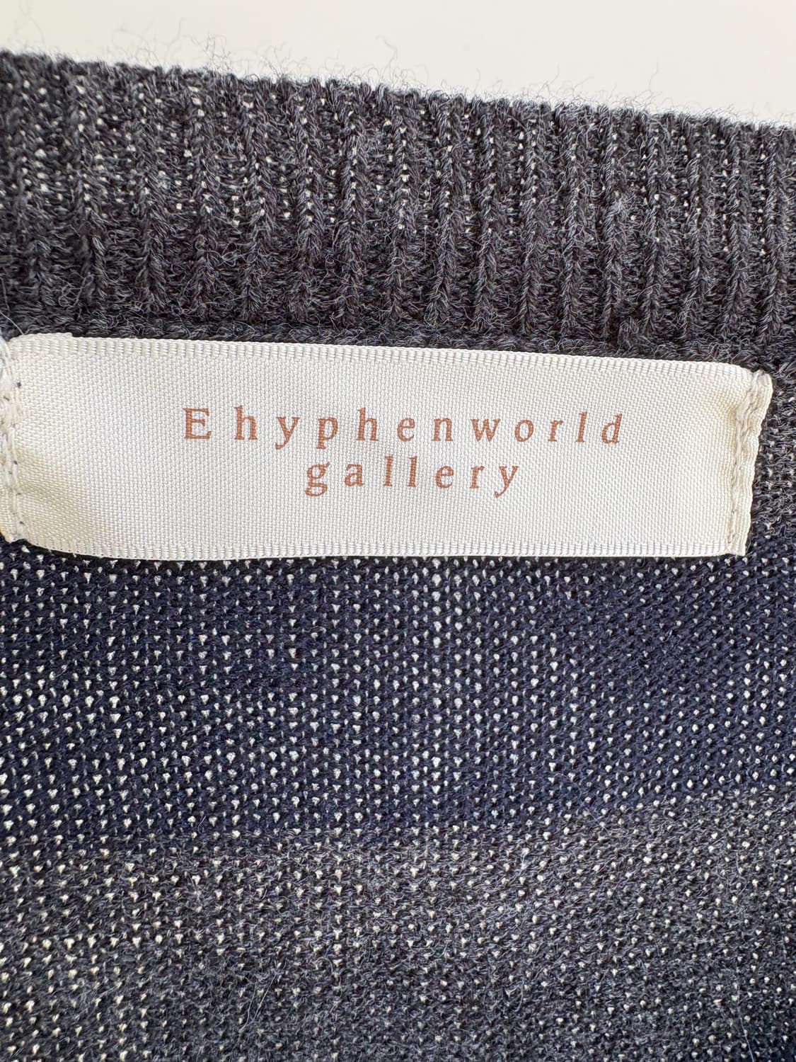 EHYPHENWORLD GALLERY 스트라이프 브이넥 니트 상품이미지6