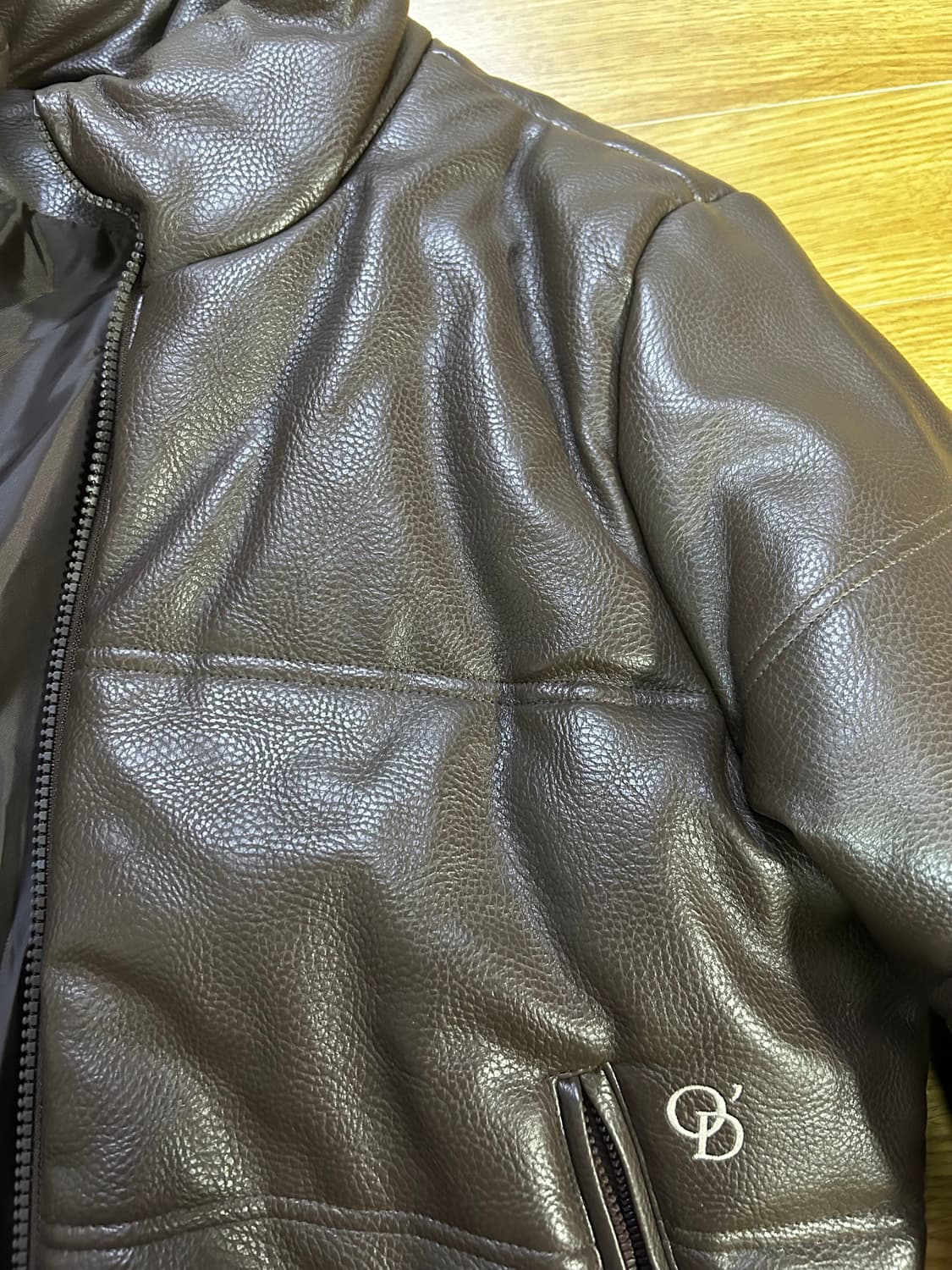 오도어 숏 레더 패딩 상품이미지8