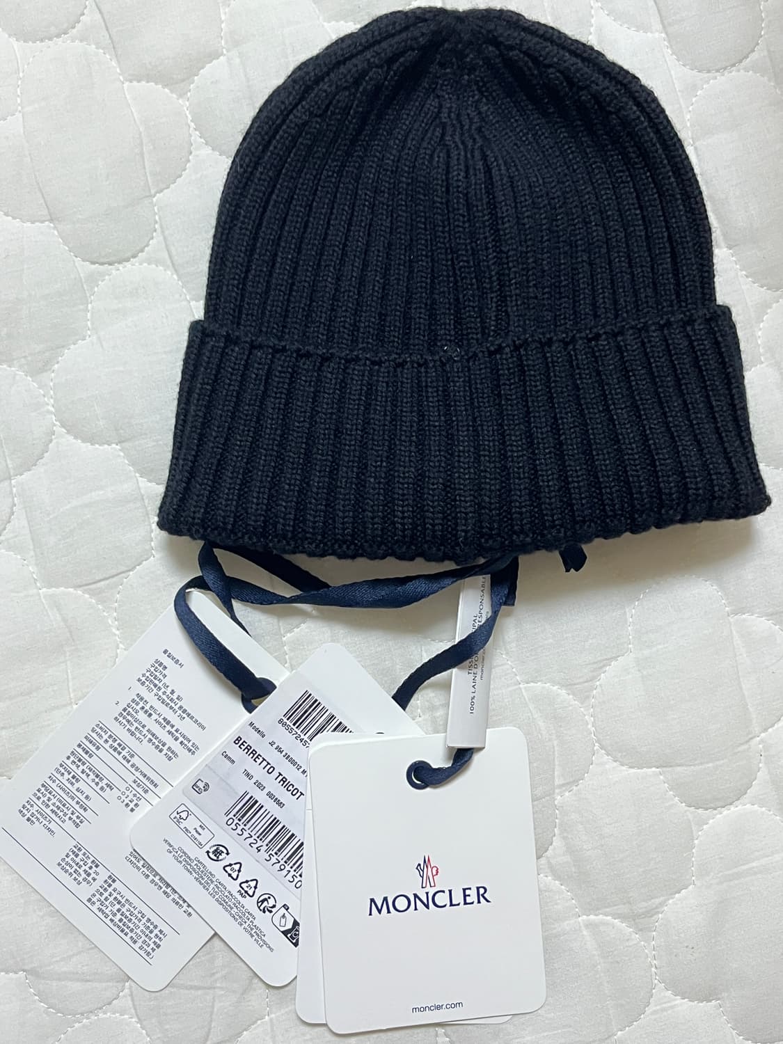 몽클레르 울 비니 상품이미지2