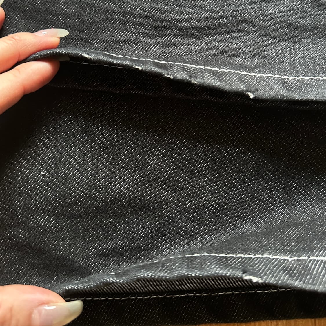 카시코 엠브로이드 논페이드 팬츠 블랙 m 팝니당 상품이미지3