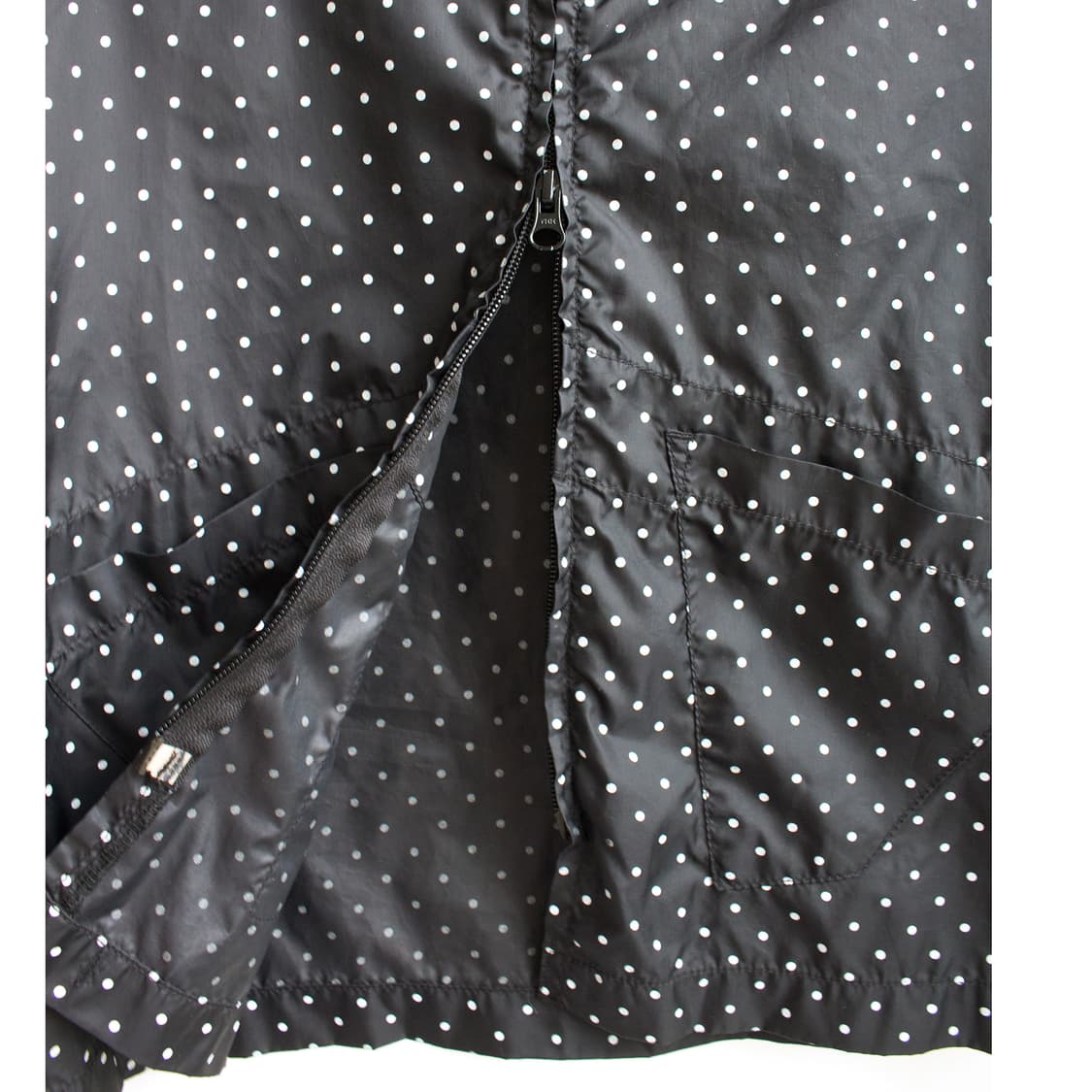 엔지니어드가먼츠 도트 후드 바람막이 ☆ 상품이미지6