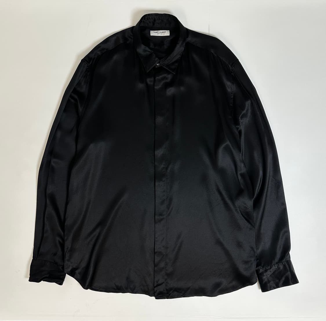 Ysl 입생로랑 실크 새틴 셔츠  상품이미지1