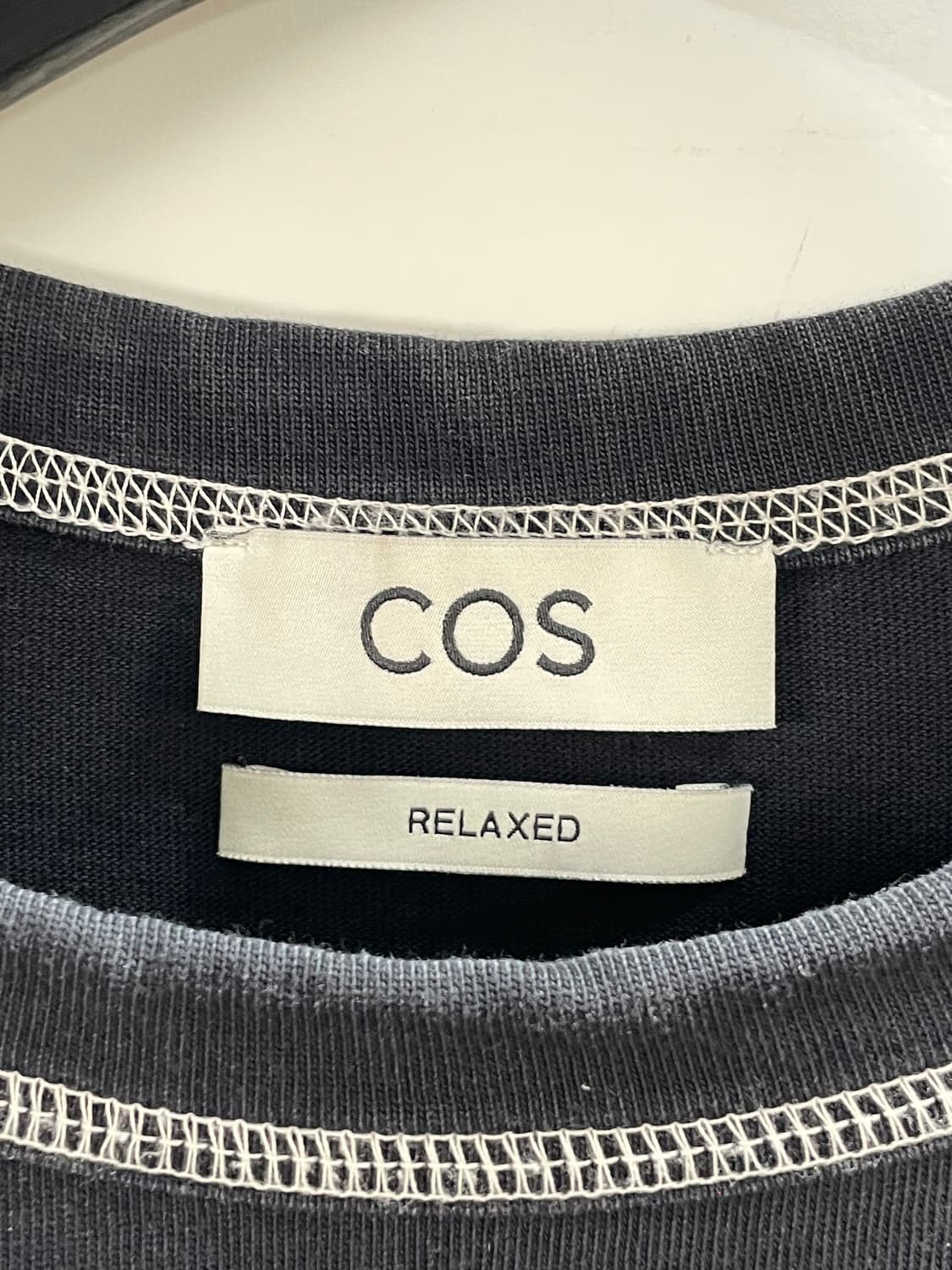 COS 코스 포켓 라운드 반팔티 (on.1083) 상품이미지4