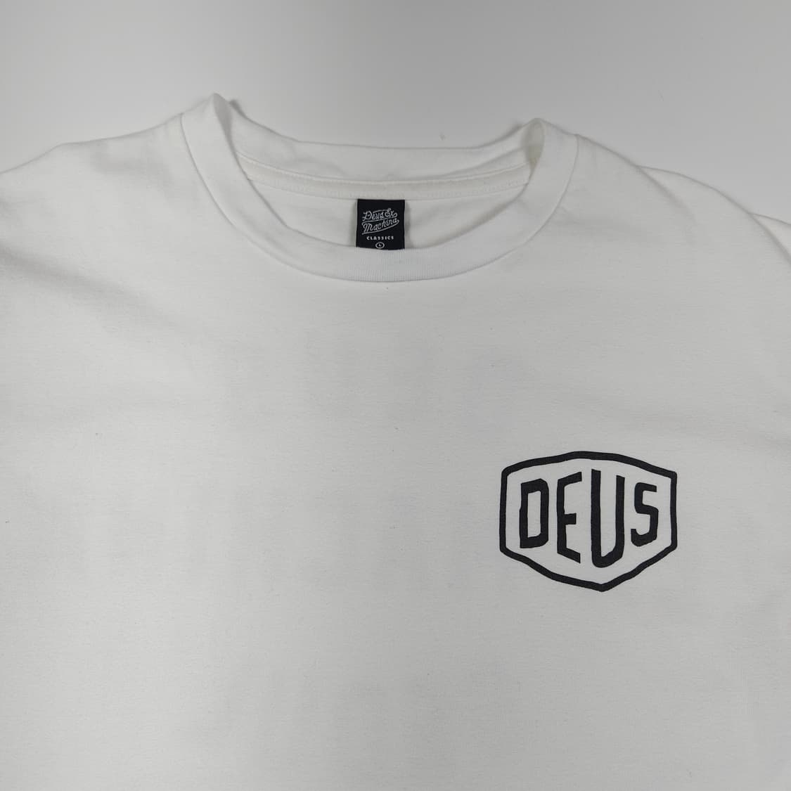 데우스 엑스마키나 반팔 티셔츠  상품이미지4