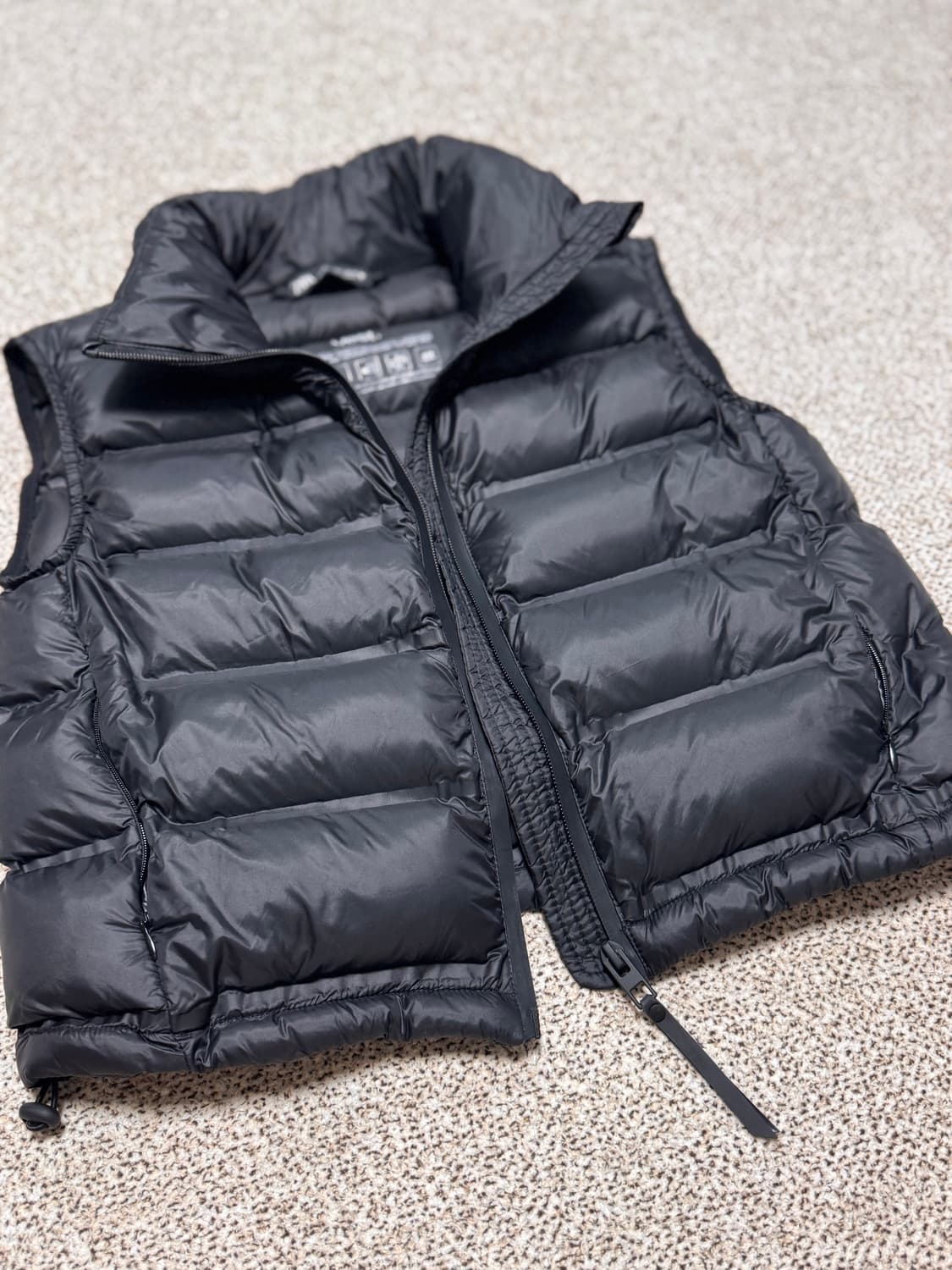 자라 블랙 크롭 패딩 조끼(시착1회) 상품이미지2