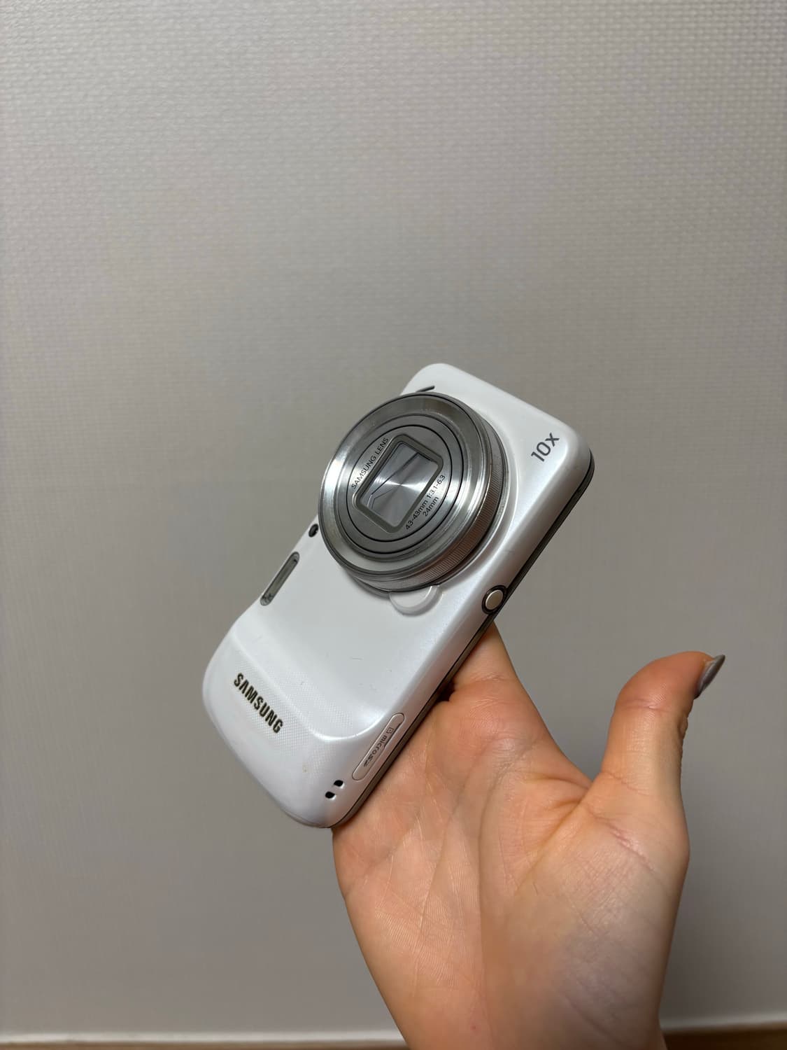 갤럭시 줌4 상품이미지2