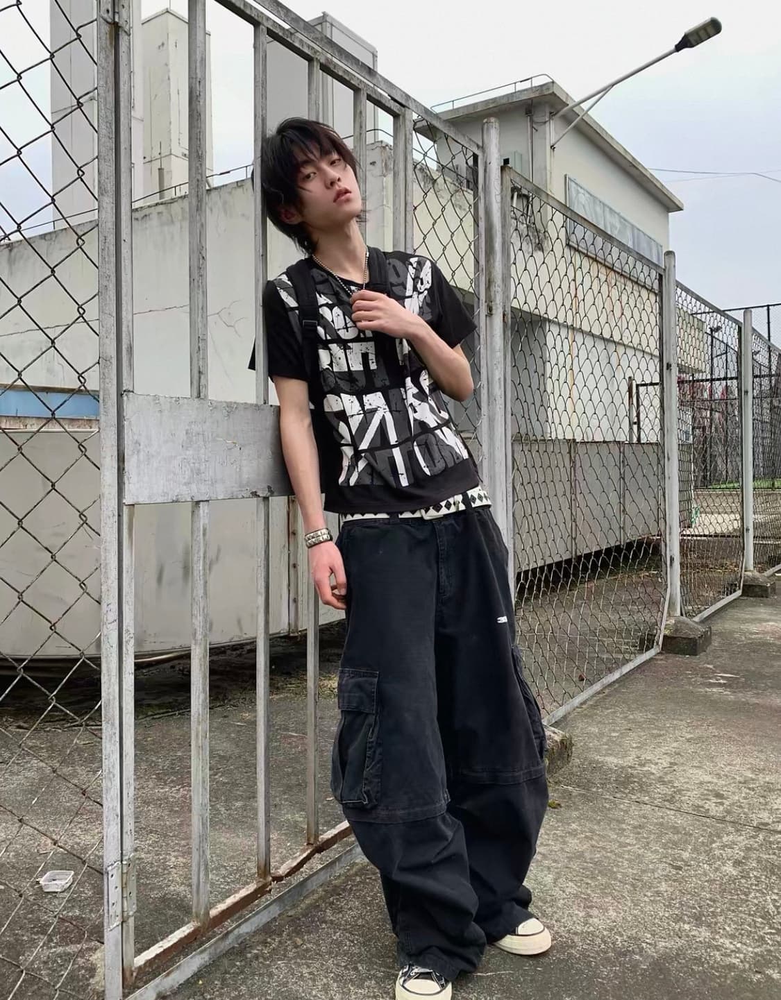 UK Flag Street Graphic Short Sleeve Tee 상품이미지3