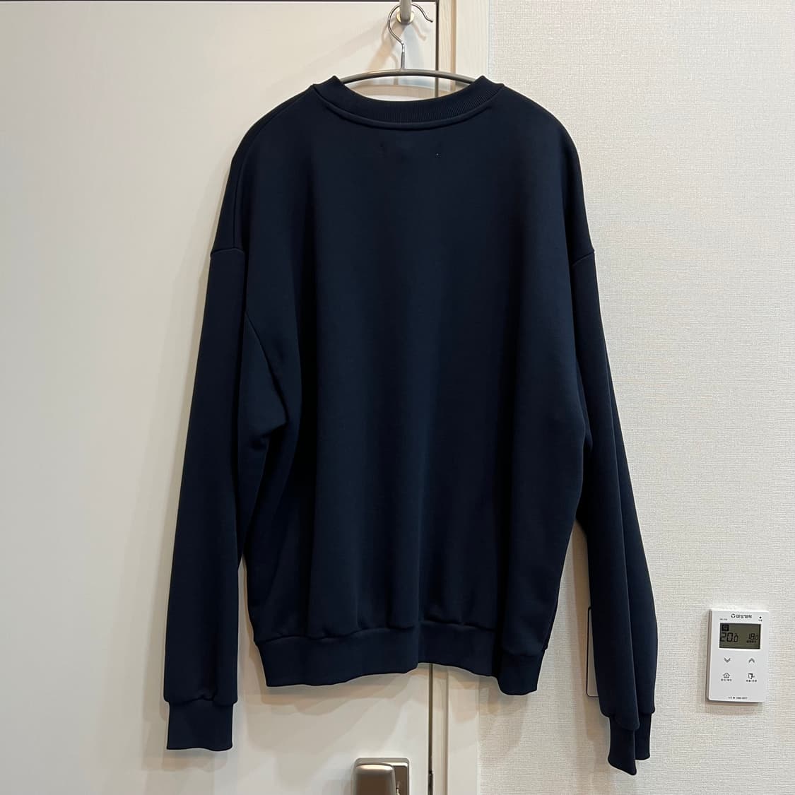 타입서비스 Unisex CLogo Sweatshirt [Navy] 상품이미지4