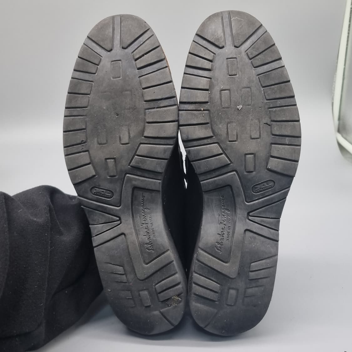 페라가모 레더 남성로퍼 275 상품이미지3