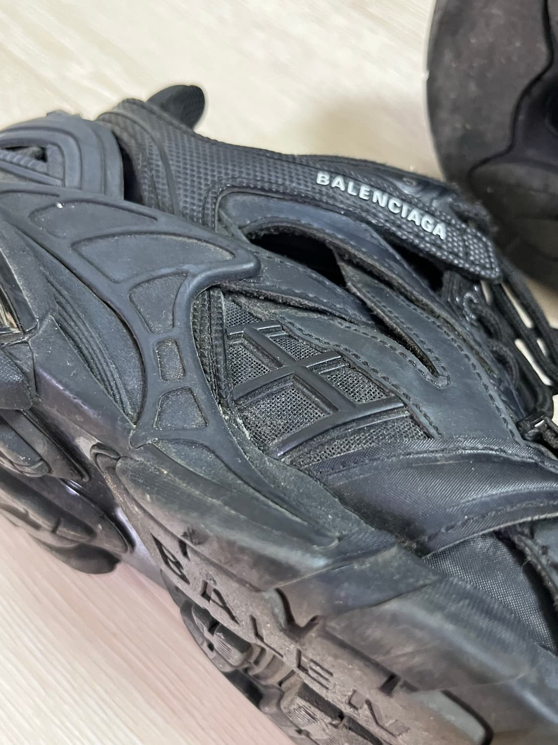 발렌시아가 트랙2 블랙 상품이미지5