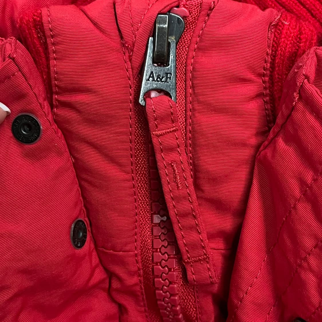 [정품/S] 아베크롬비 레드 후드 패딩 점퍼 b8 상품이미지7