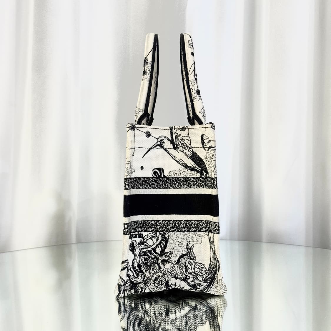 디올 북토트백 조디악 화이트 미디움 상품이미지5