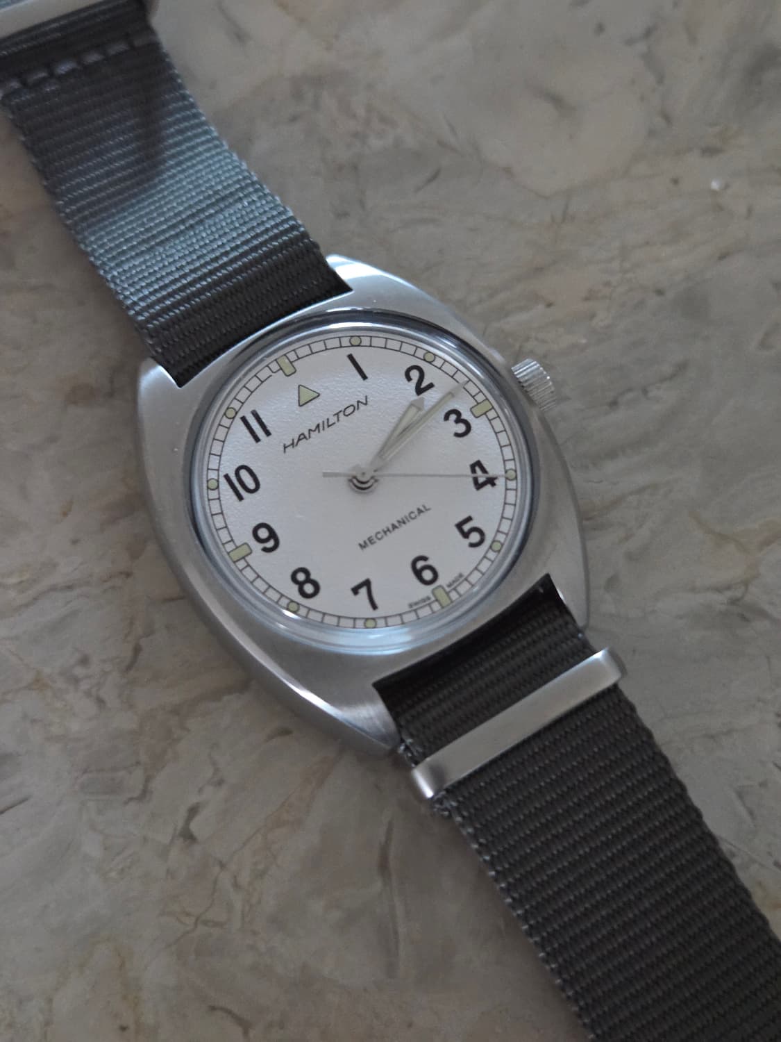 해밀턴  카키 에비에이션 파이오니어 메카니컬  시계 상품이미지2