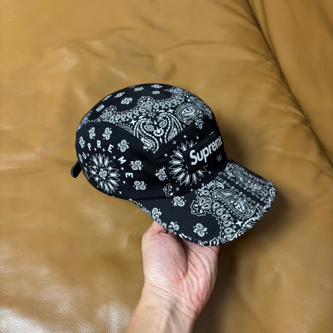 Supreme 슈프림 반다나 블랙 캠프캡 모자 Bandana Black 상품이미지3