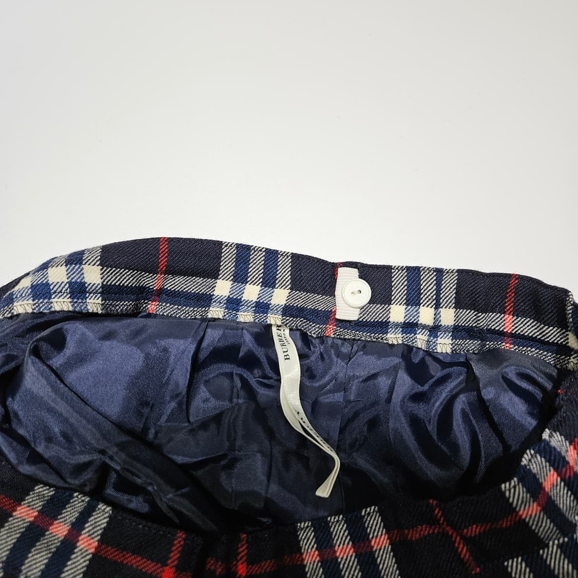 버버리 체크 네이비 스커트[s] 상품이미지5