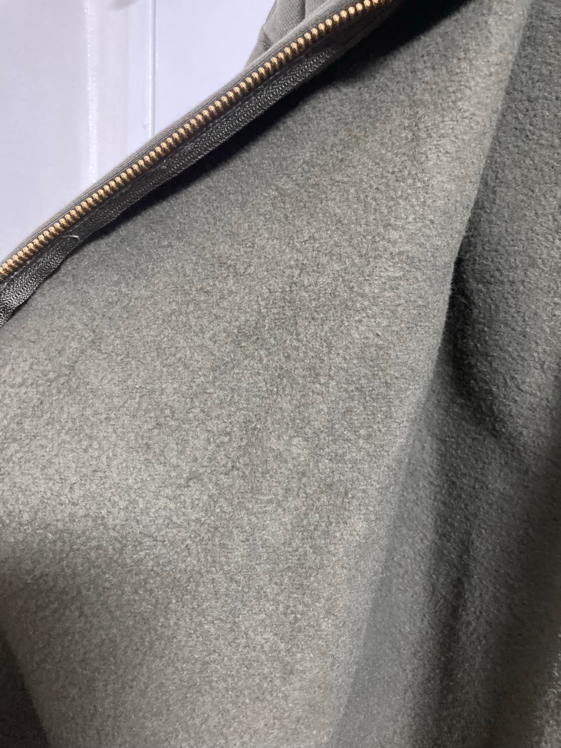 칼하트 후드 집업 카키 새상품급 상품이미지5