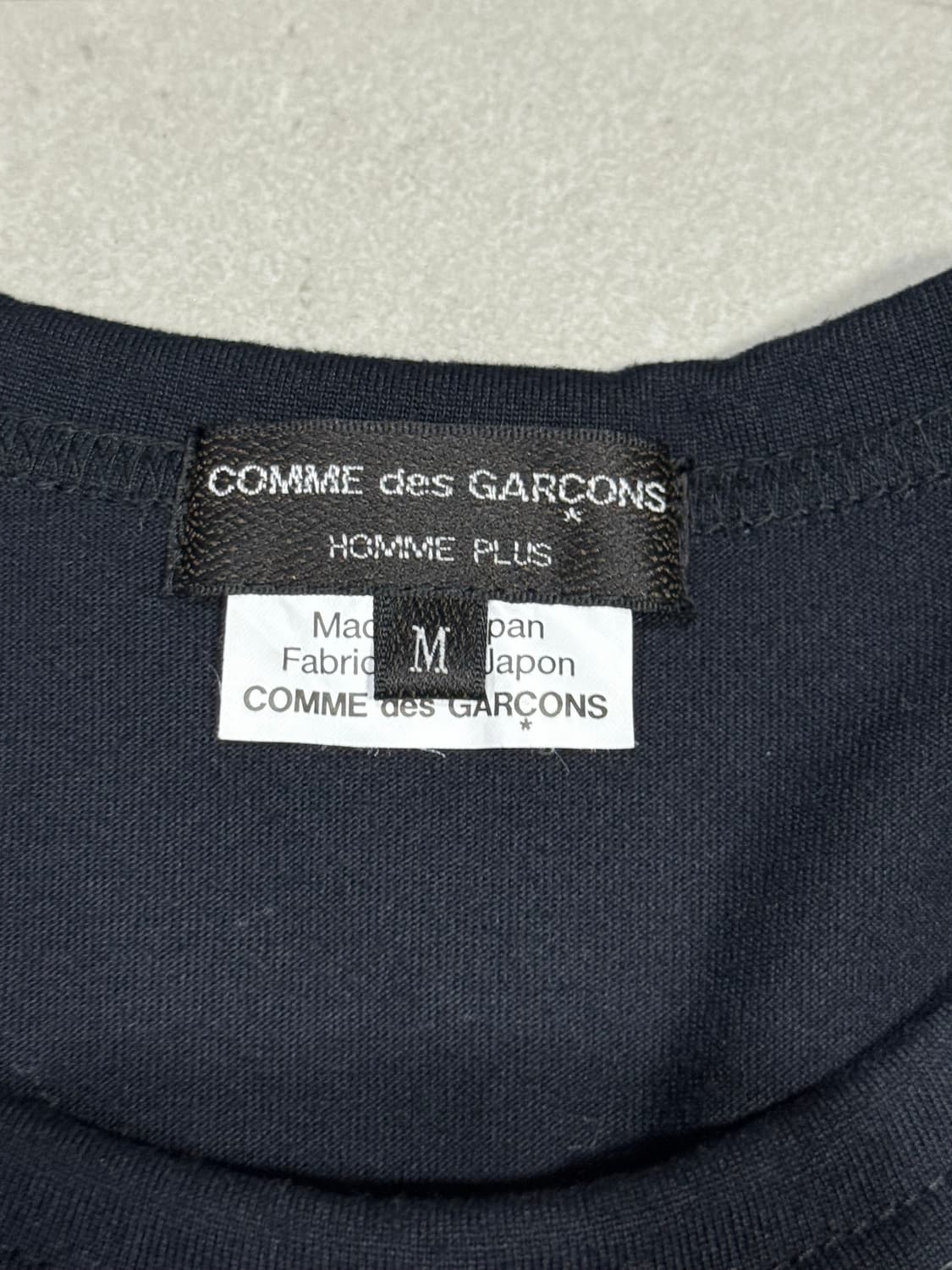 2023 꼼데가르송 자유와 혁명 정신 입체 입술 프린팅 원피스 상품이미지3