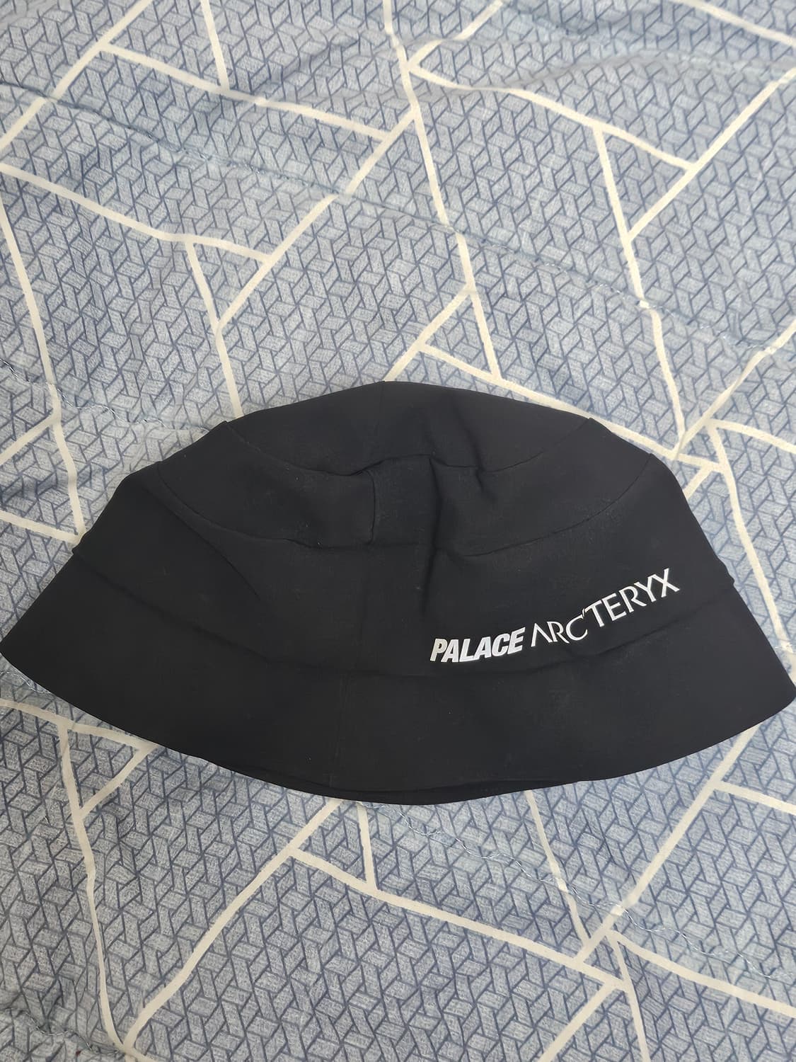 아크테릭스X팔라스 버킷햇 블랙 L-XL 상품이미지1