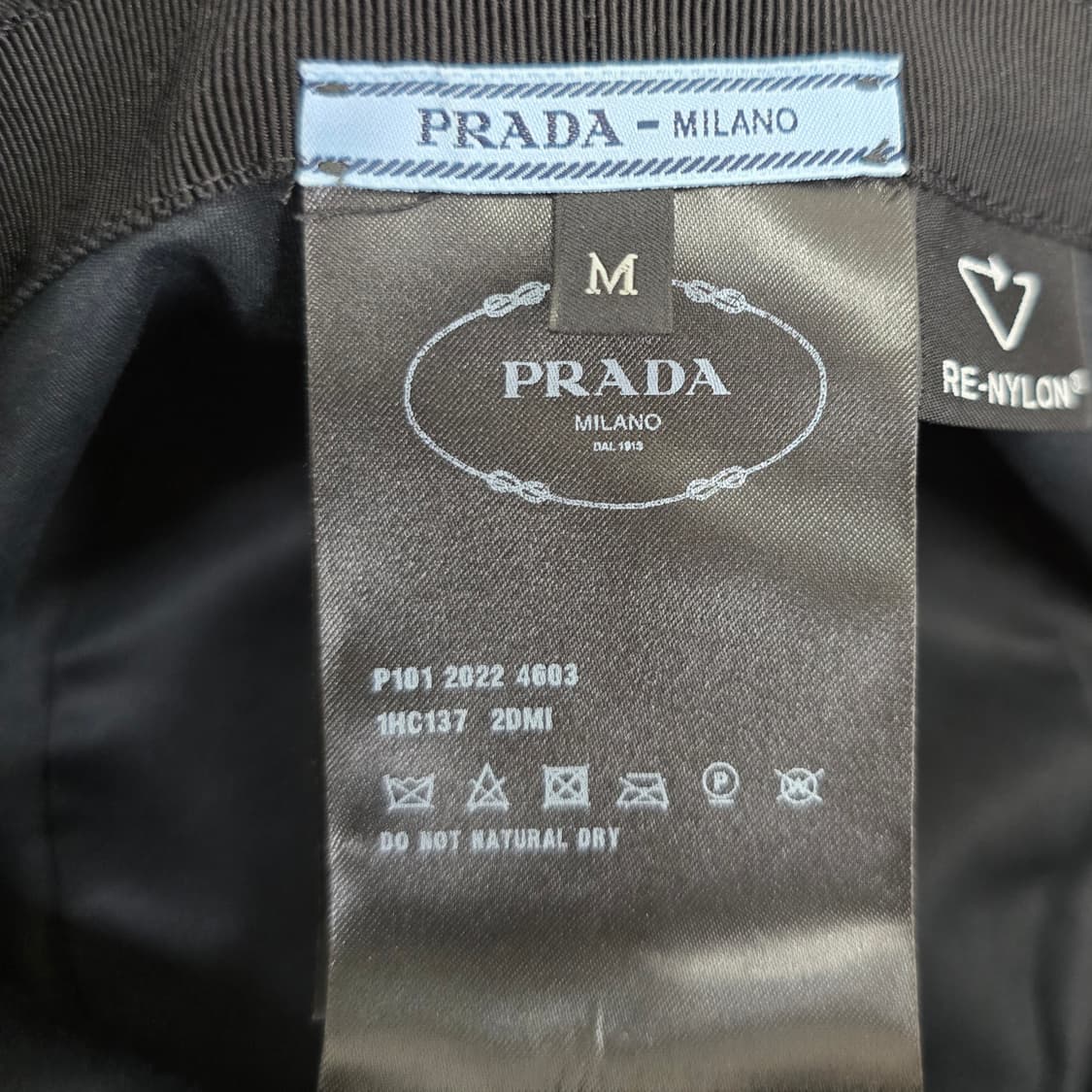 프라다 리나일론 버킷햇 모자 m사이즈 판매 상품이미지5