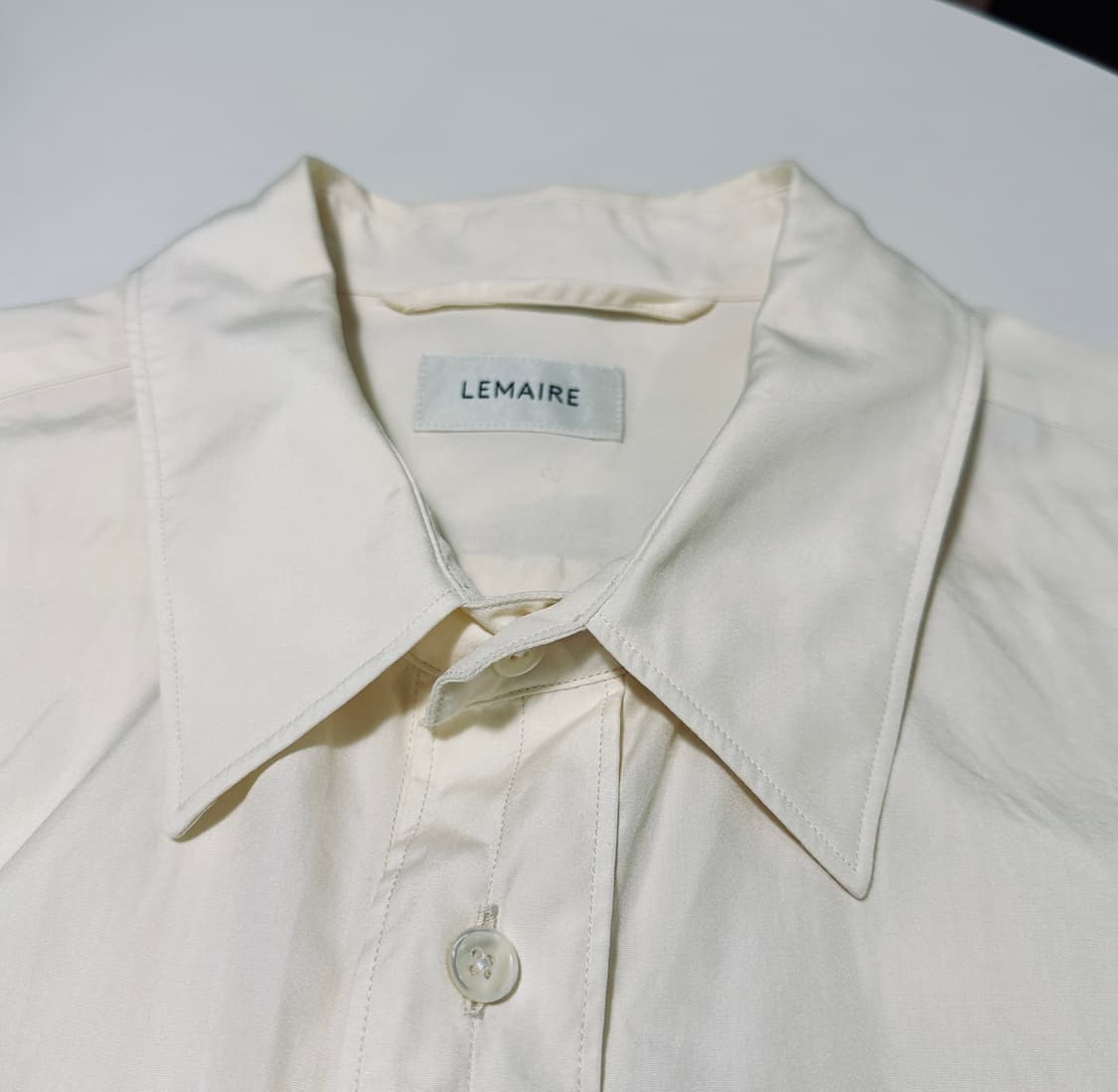 르메르 스트레이트 칼라 셔츠 아이보리컬러 52사이즈 신품 상품이미지1