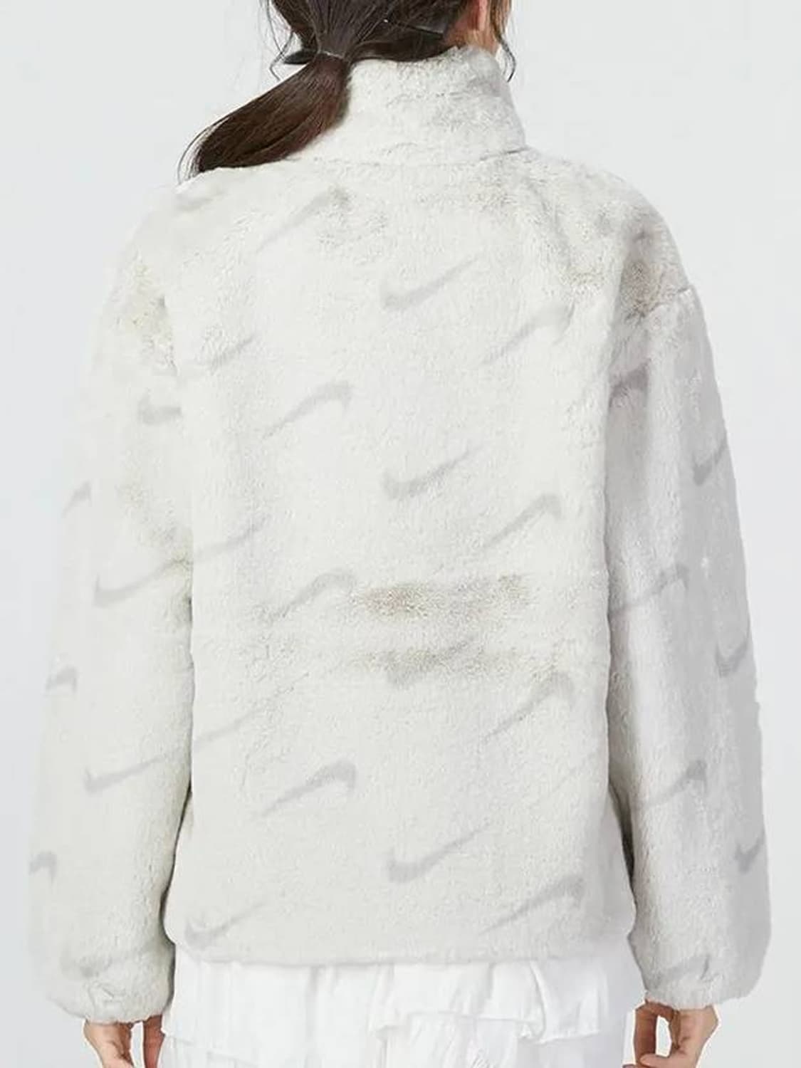 나이키 루즈핏 페이크 퍼 자켓 상품이미지2