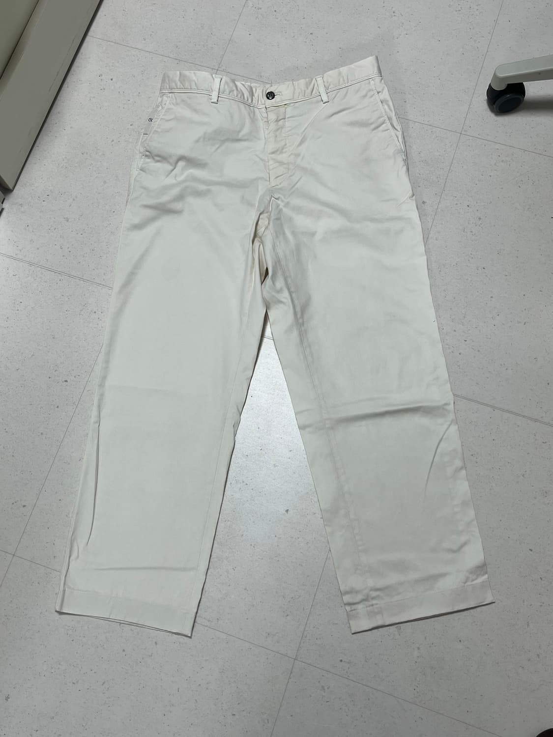 [31] 라이즈앤빌로우 화이트 치노팬츠 상품이미지1