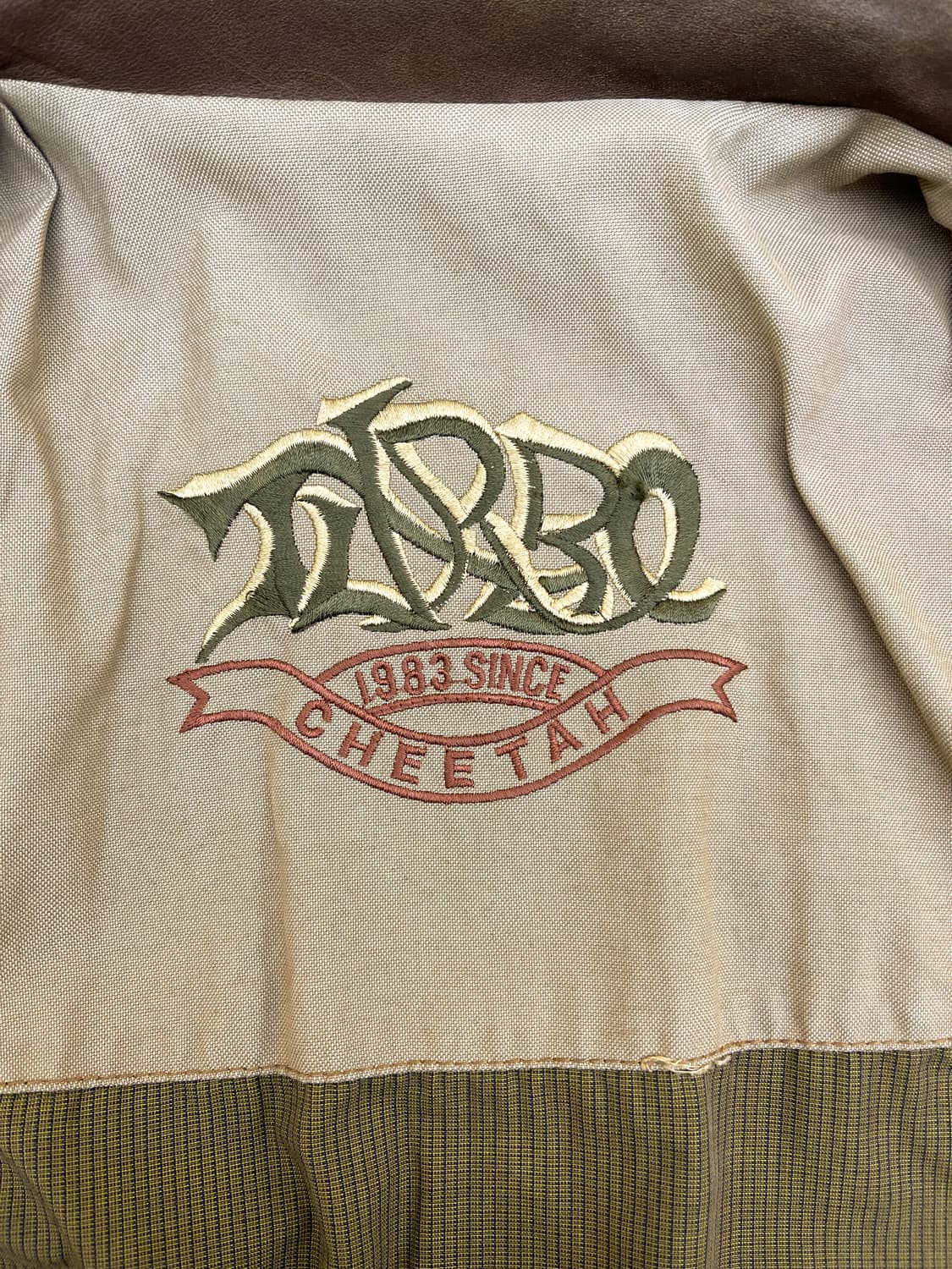 Turbo 90s 레더 퀄티드 헌팅 자켓 상품이미지7