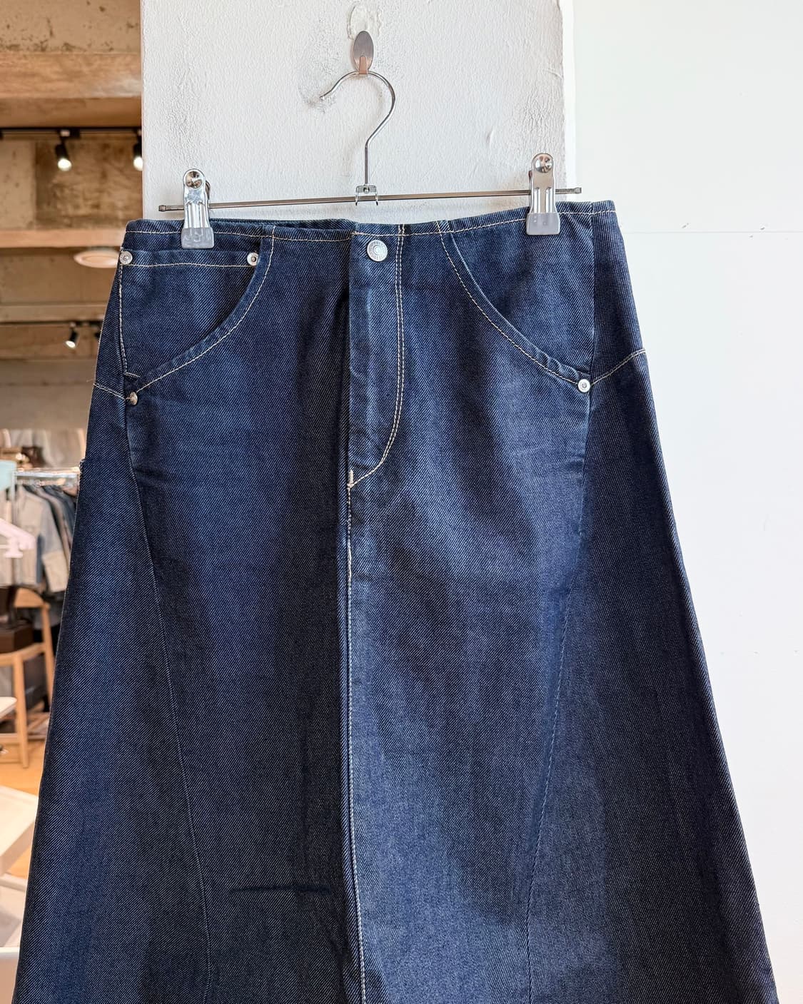 리바이스 엔지니어드 데님 롱 스커트  상품이미지2