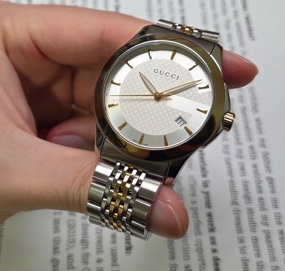 구찌 G타임리스 126.4 콤비 쿼츠 드레스워치 남성용 브레이슬릿 ver 상품이미지4