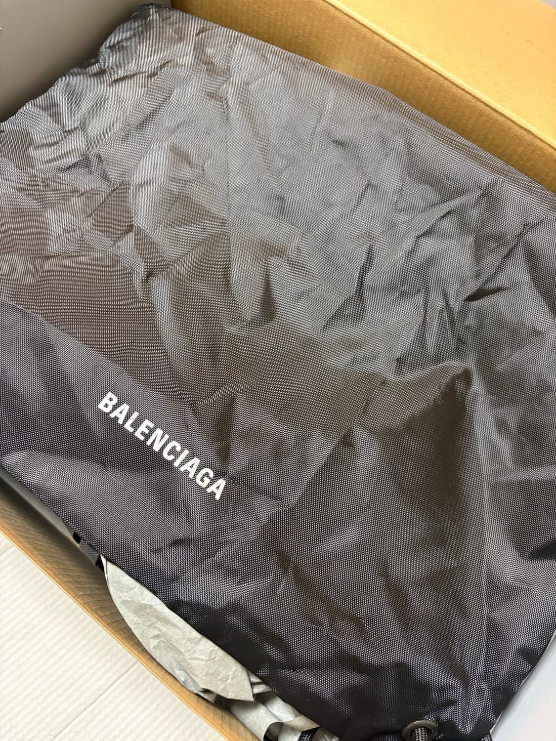 발렌시아가 6xl 37 상품이미지8
