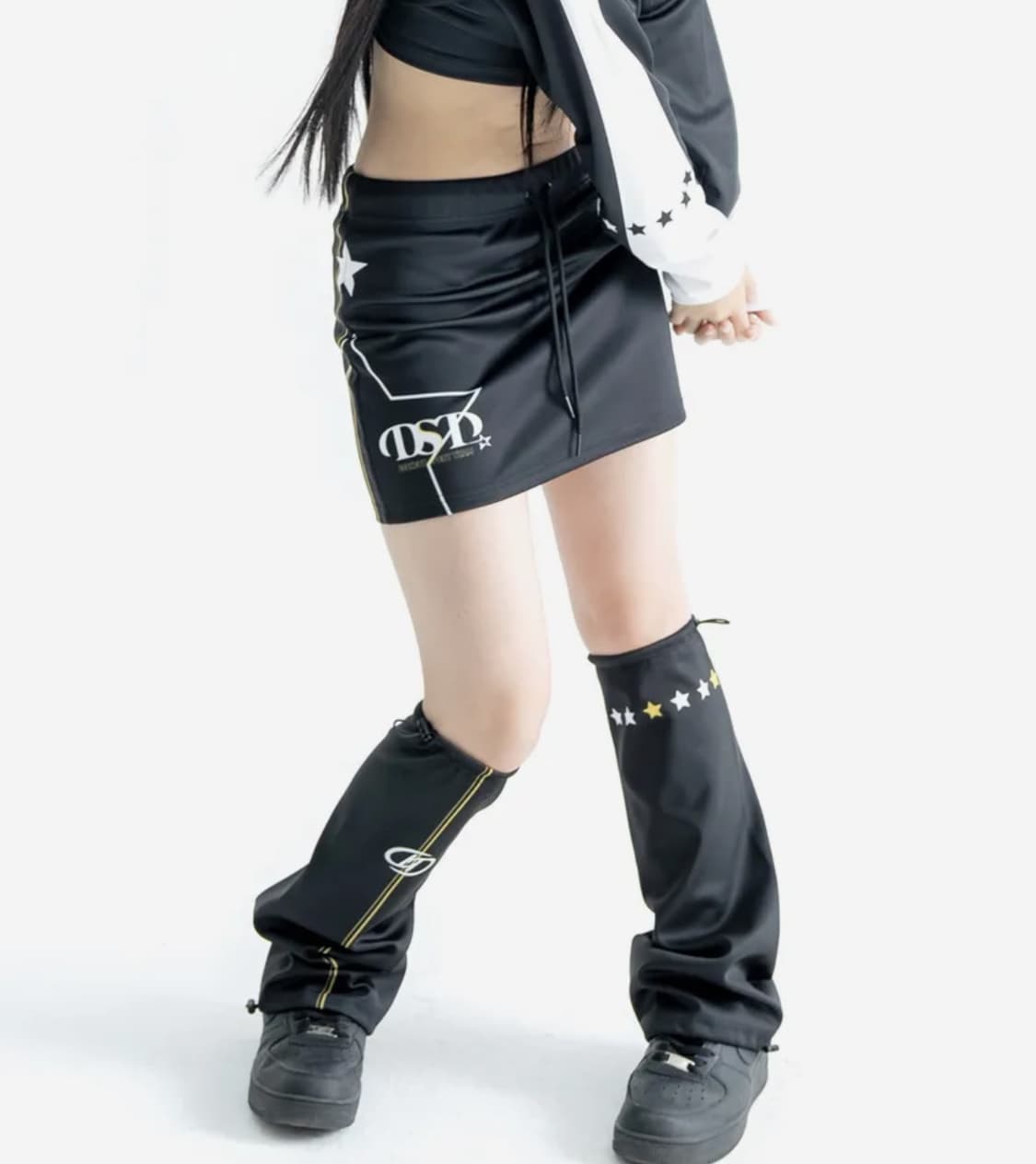덕다이브 D스타 스커트 팝니다 상품이미지1