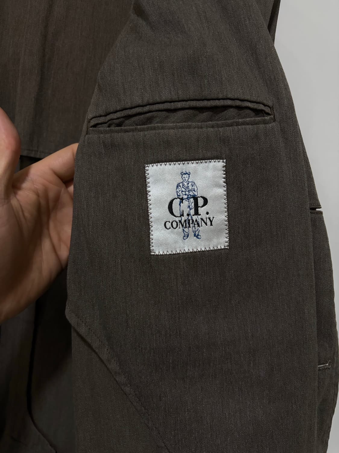 C.P. 컴퍼니 브라운 면 자켓 상품이미지2