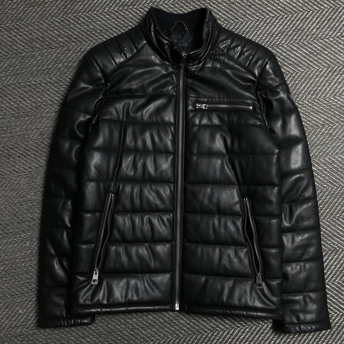 게스 패치 로고 퀄팅 패딩 자켓 블랙o 5378 상품이미지1