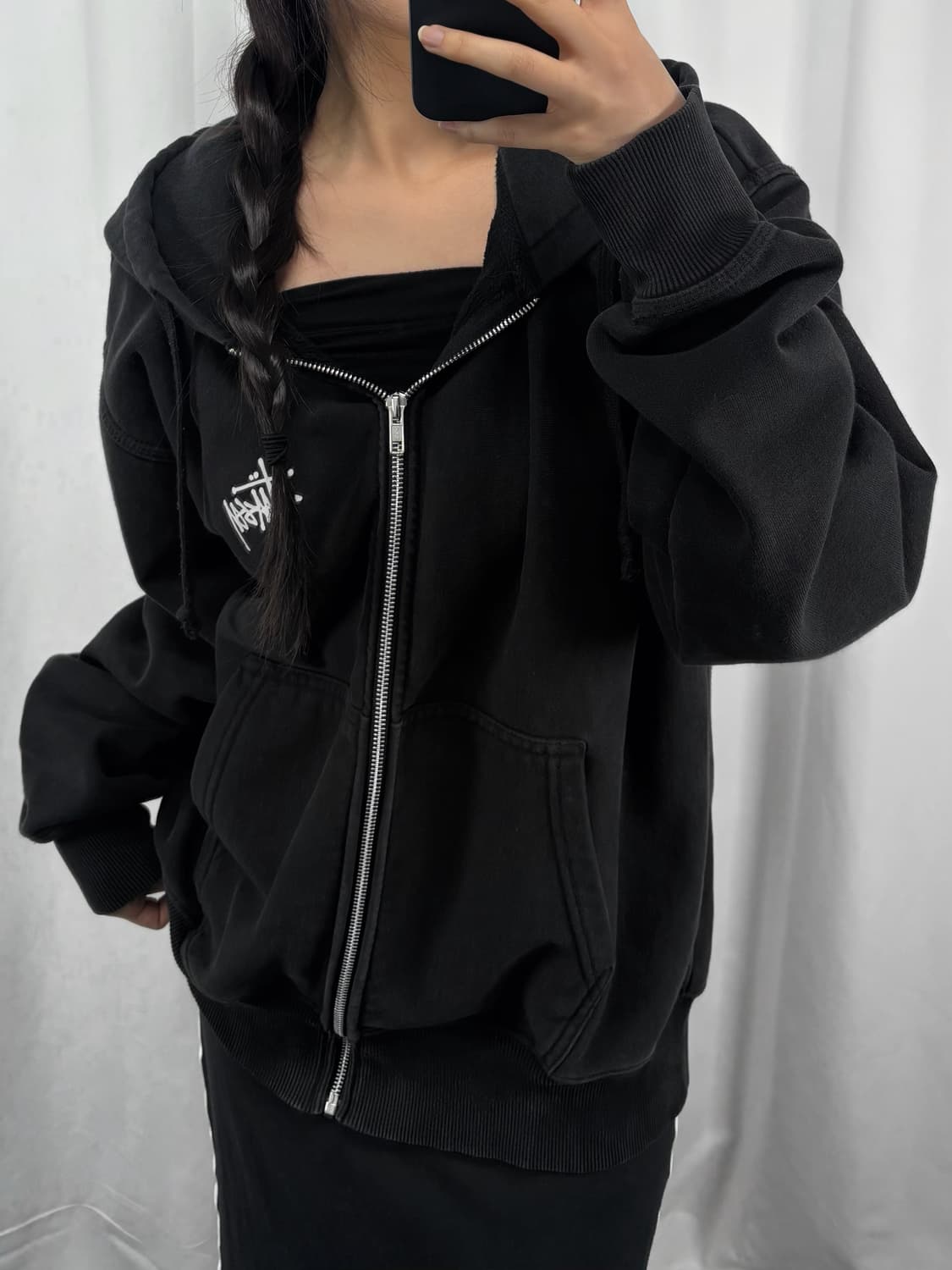 스투시 베이직 로고 블랙 후드집업 상품이미지1