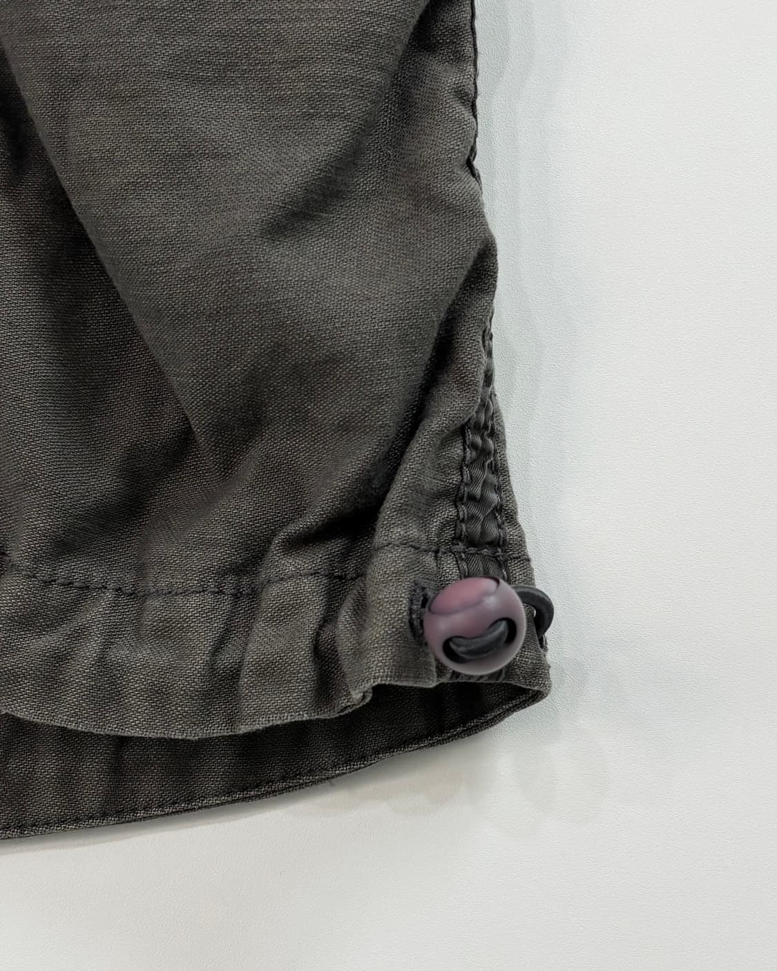 DKNY Jeans 카키브라운 셔링 미니 스커트    상품이미지7