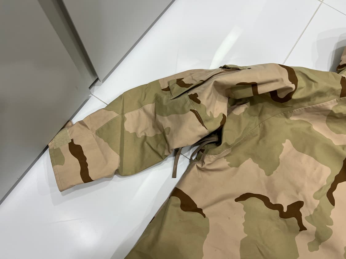 귀한 사막 고어텍스 바람막이 L-S 상품이미지10