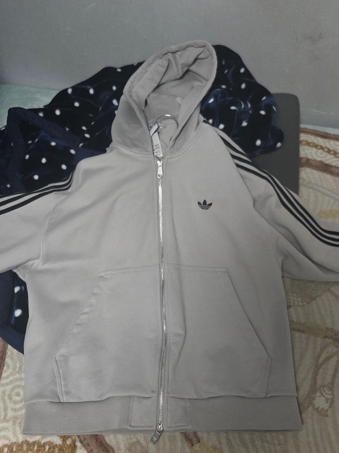 아디다스 크롭 후드집업 상품이미지3