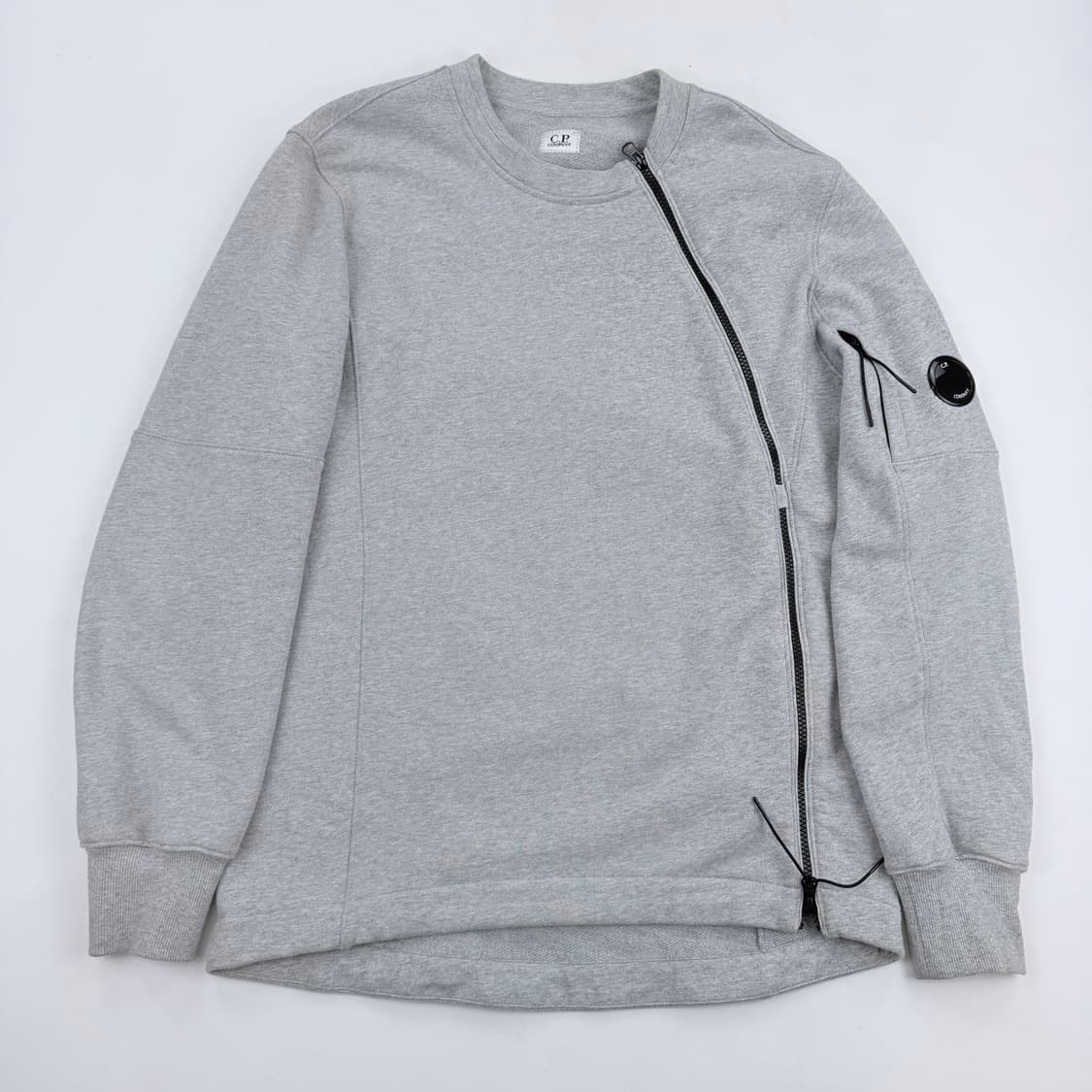 CP company 19FW 렌즈 와펜 지퍼 맨투맨 상품이미지2