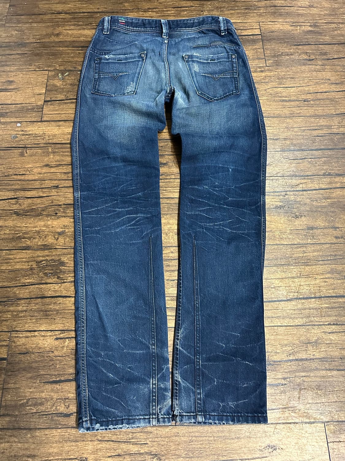 디젤 DIESEL DARRON 버튼플라이 이탈리아제 워싱 데님 팬츠 31 상품이미지6