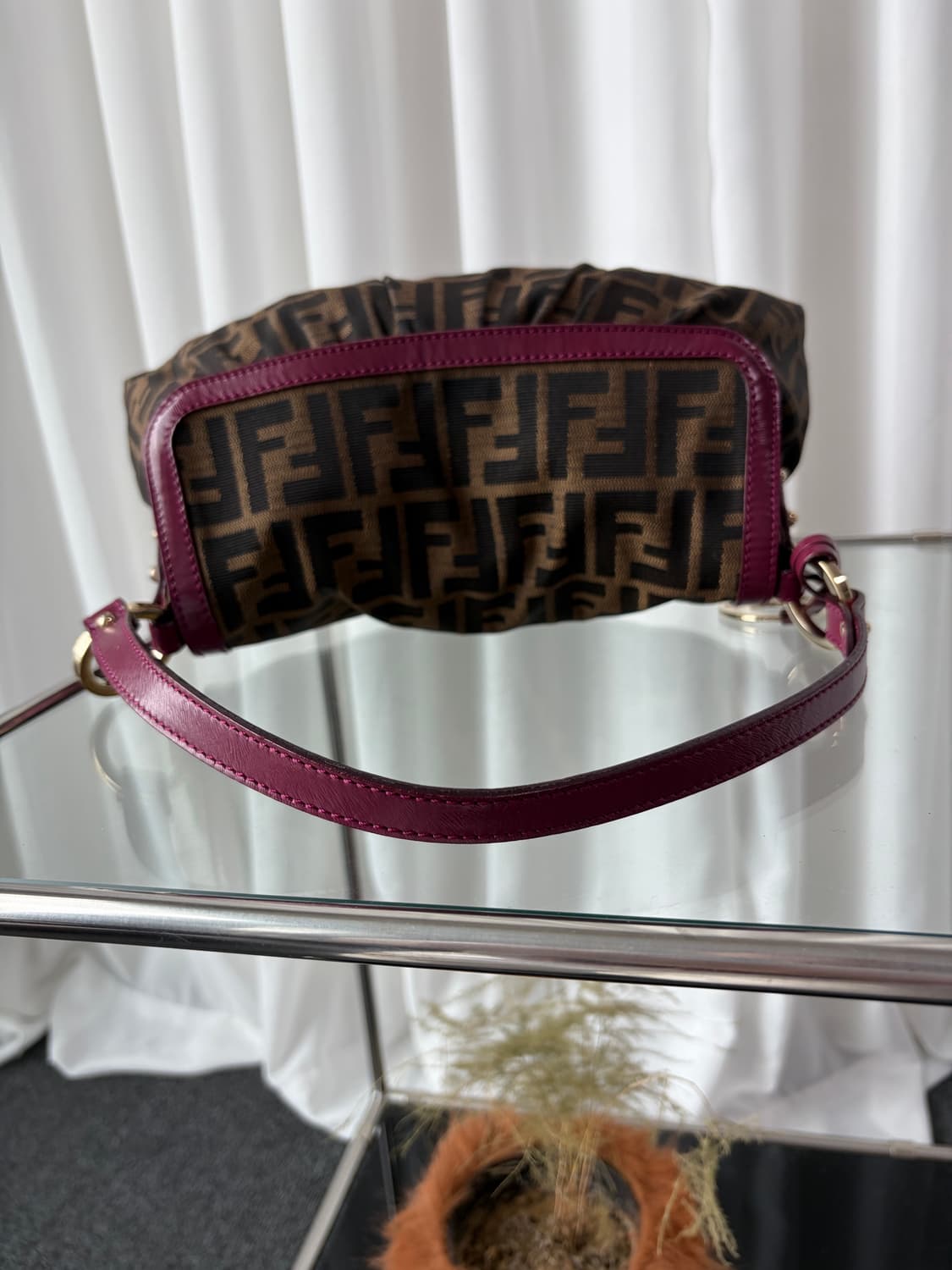 펜디 주카 세프 바게트백 상품이미지9