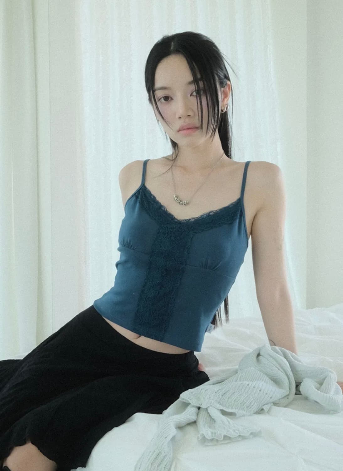 애즈온 COR LACE SLEEVELESS BLUE-GREEN 상품이미지1