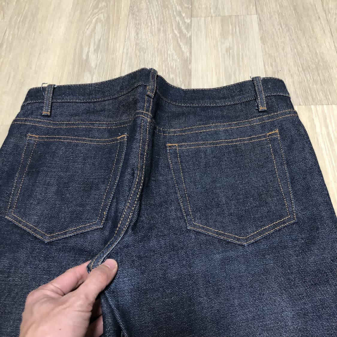 (28) 아페세 APC 쁘띠 스탠 슬림 스트레이트핏 셀비지 데님 상품이미지9