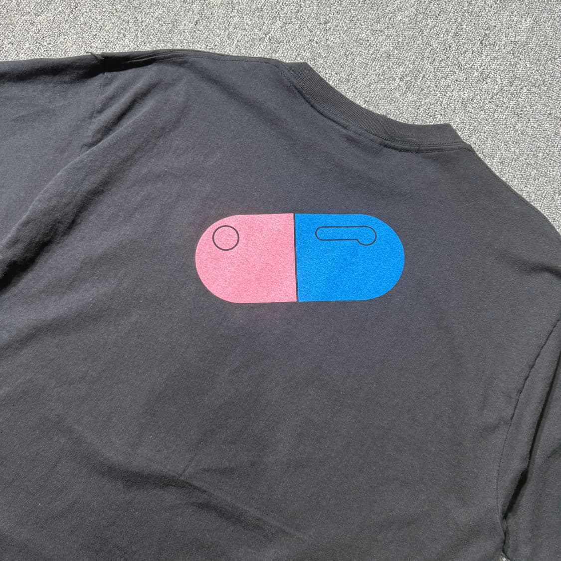 새상품) AKIRA 아키라 알약 프린팅티셔츠 (L/XL) 상품이미지8