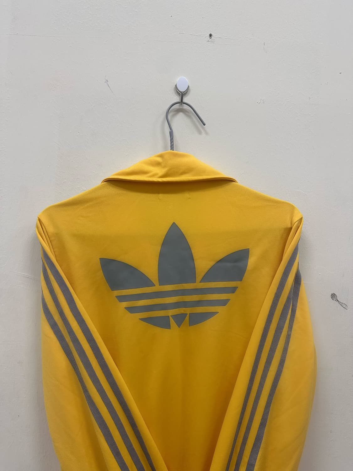아디다스 옐로우 그레이 트랙탑 져지 상품이미지4