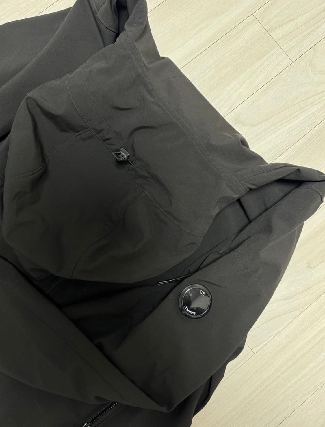 CP컴퍼니 바람막이 블랙 100-105 상품이미지3