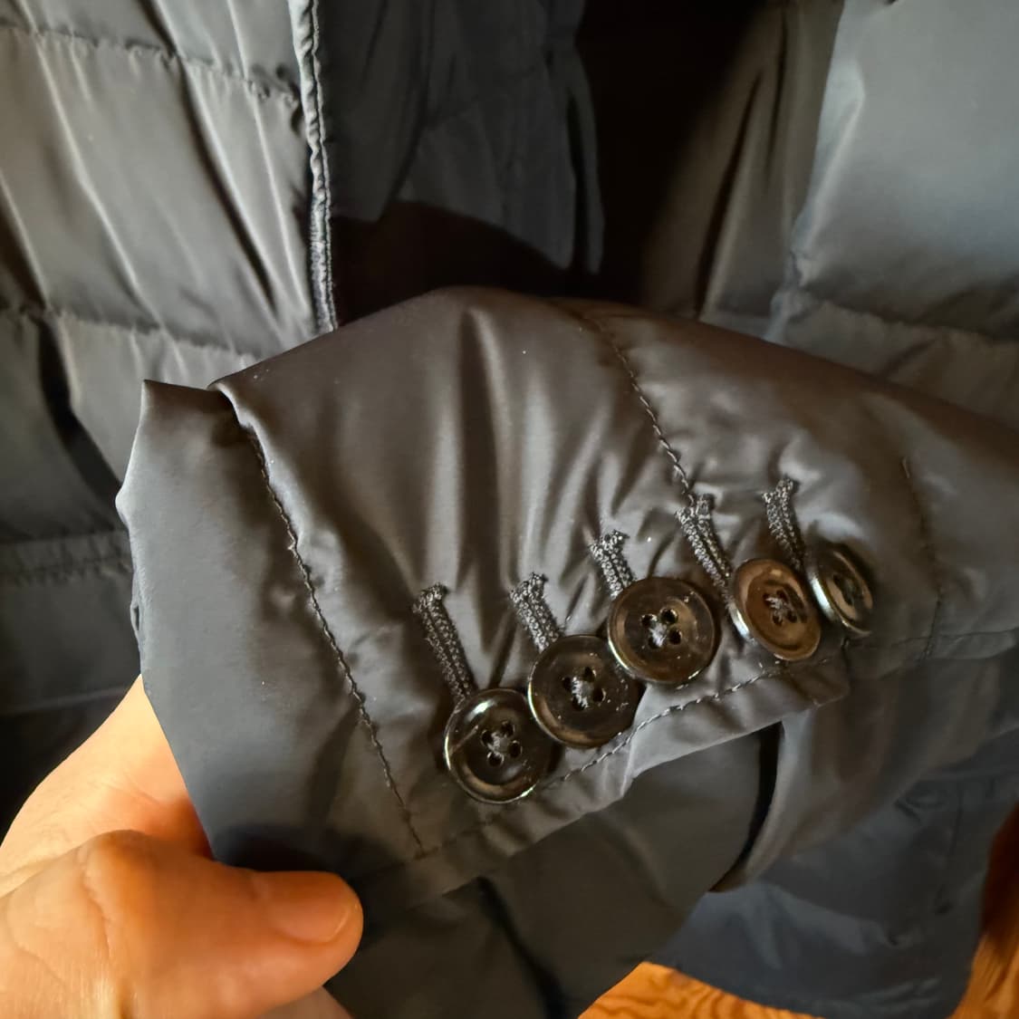 톰포드 패딩 판매 합니다. 상품이미지5