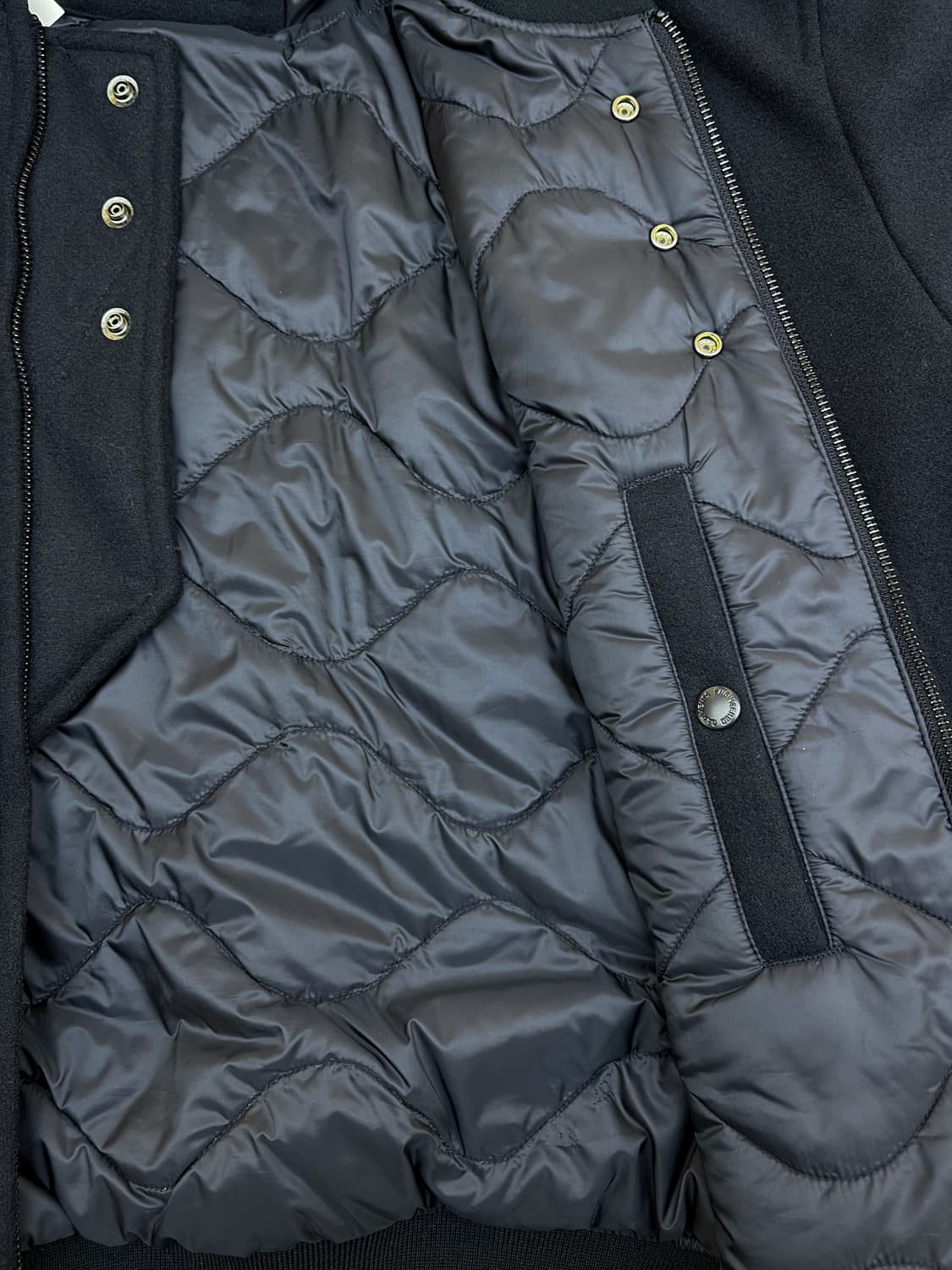 유니클로 x 엔지니어드가먼츠 퍼프테크 숏 블루종 자켓 상품이미지7