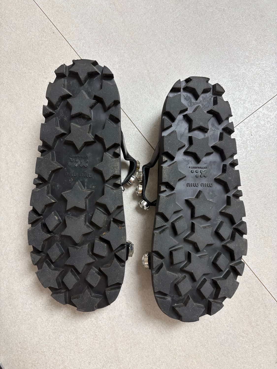 미우미우 크리스탈 슬리퍼 37사이즈 상품이미지3